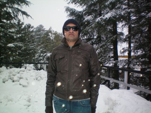 Profile photograph of Rmeet